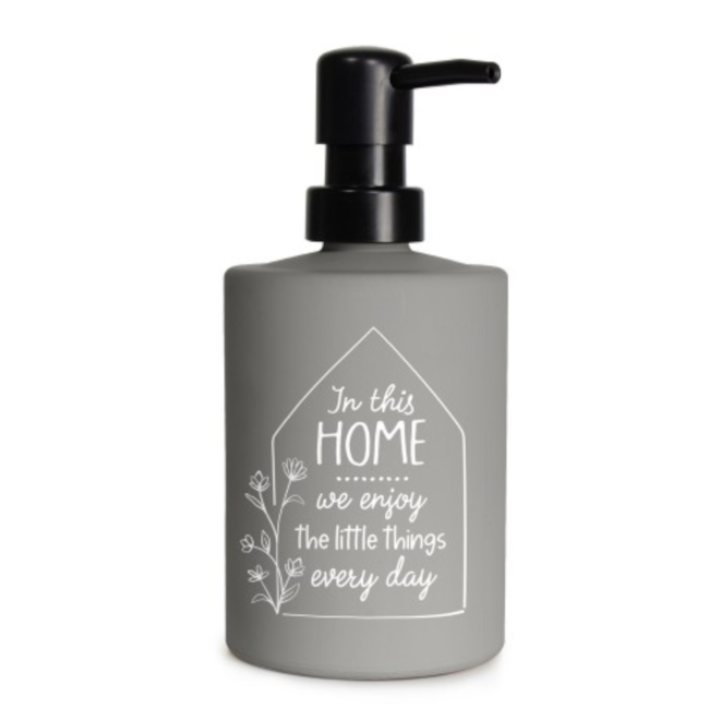 Miko Zeeppompje - In this home we enjoy the little things