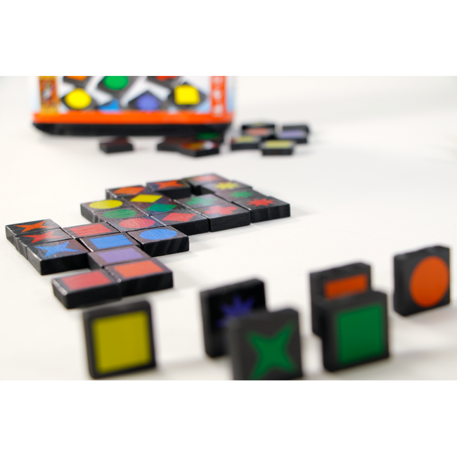 999 Games Qwirkle - Reiseditie - 8+