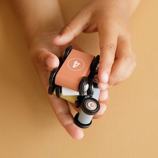 Little Dutch Autobaan - Rollerbaan - Auto's