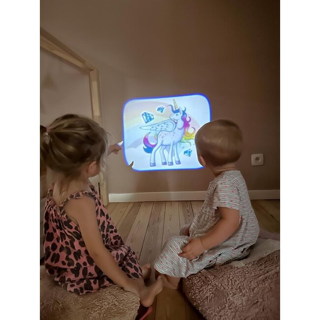 Ambo Zaklamp & projector - Eenhoorns - Met 3x8 afbeeldingen