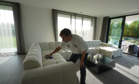 Youtuber Gio Latooy impregneert nieuwe bank