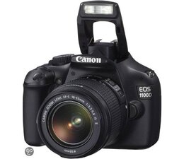 Canon EOS 1100D + 18-55mm II IS