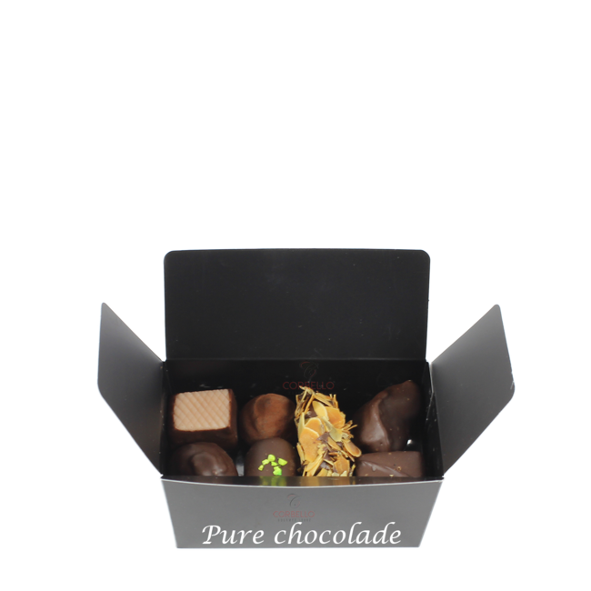 Pralines in Ballotin