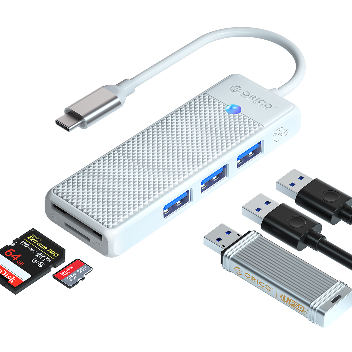 USB-C Hub with 3x USB-A, SD and Micro SD slot - White