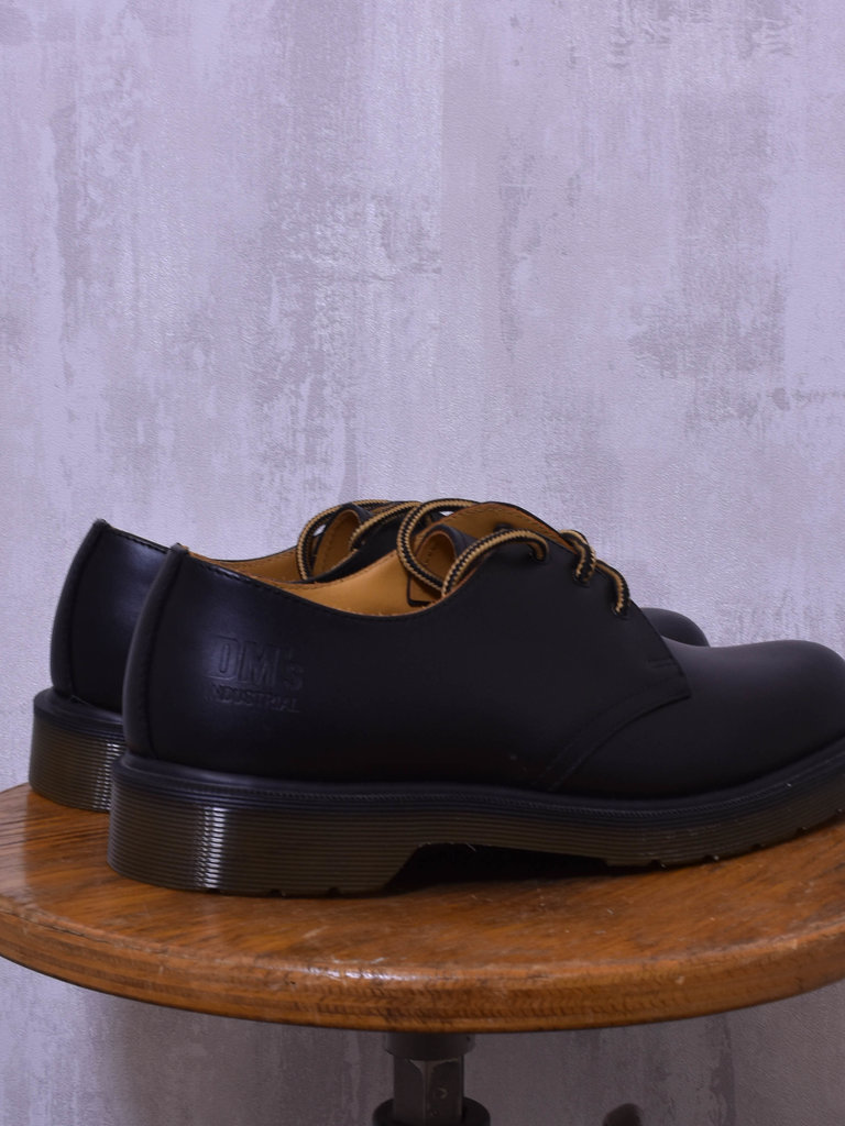 matt black dr martens