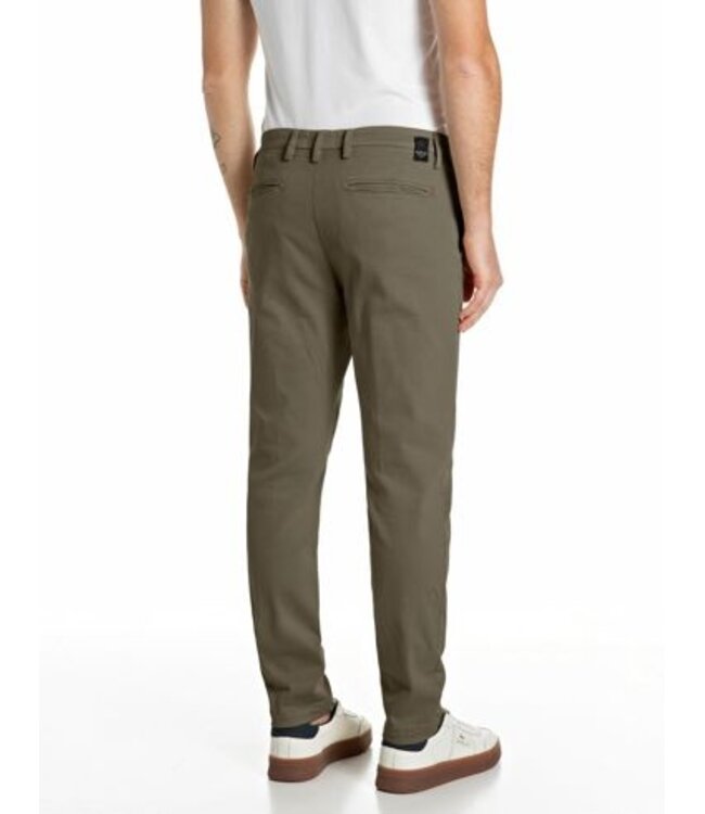 Replay chino benni groen m9722e.000.8366197.c00g