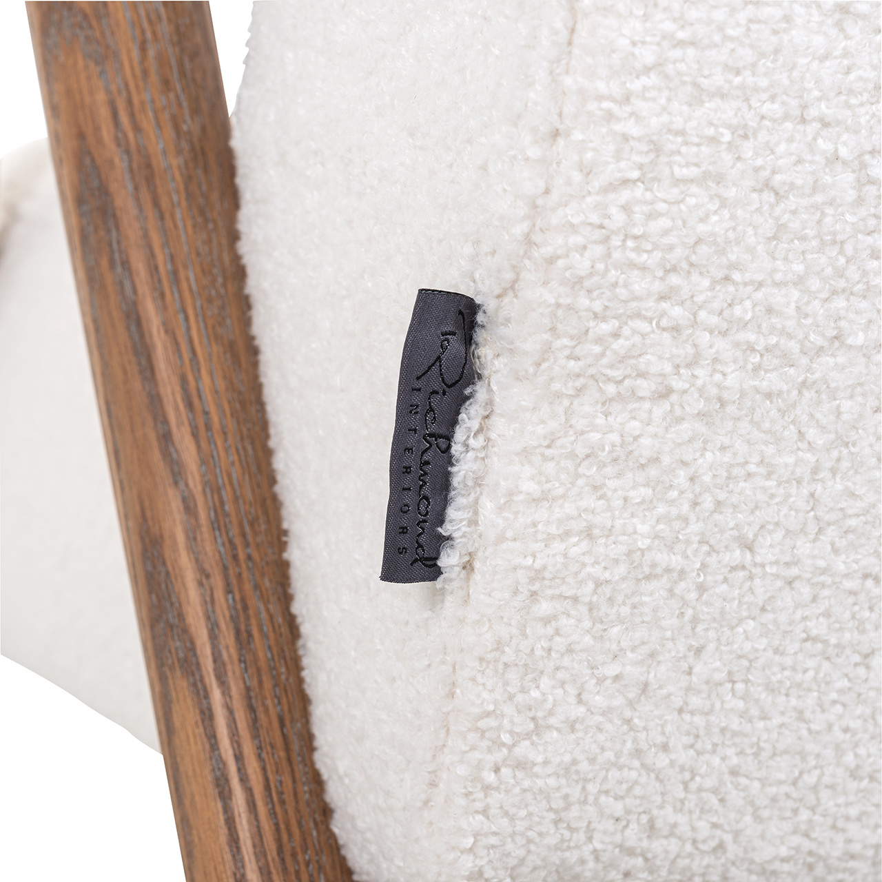 Fauteuil Bono white furry fire retardant (Himalaya 900 white furry)