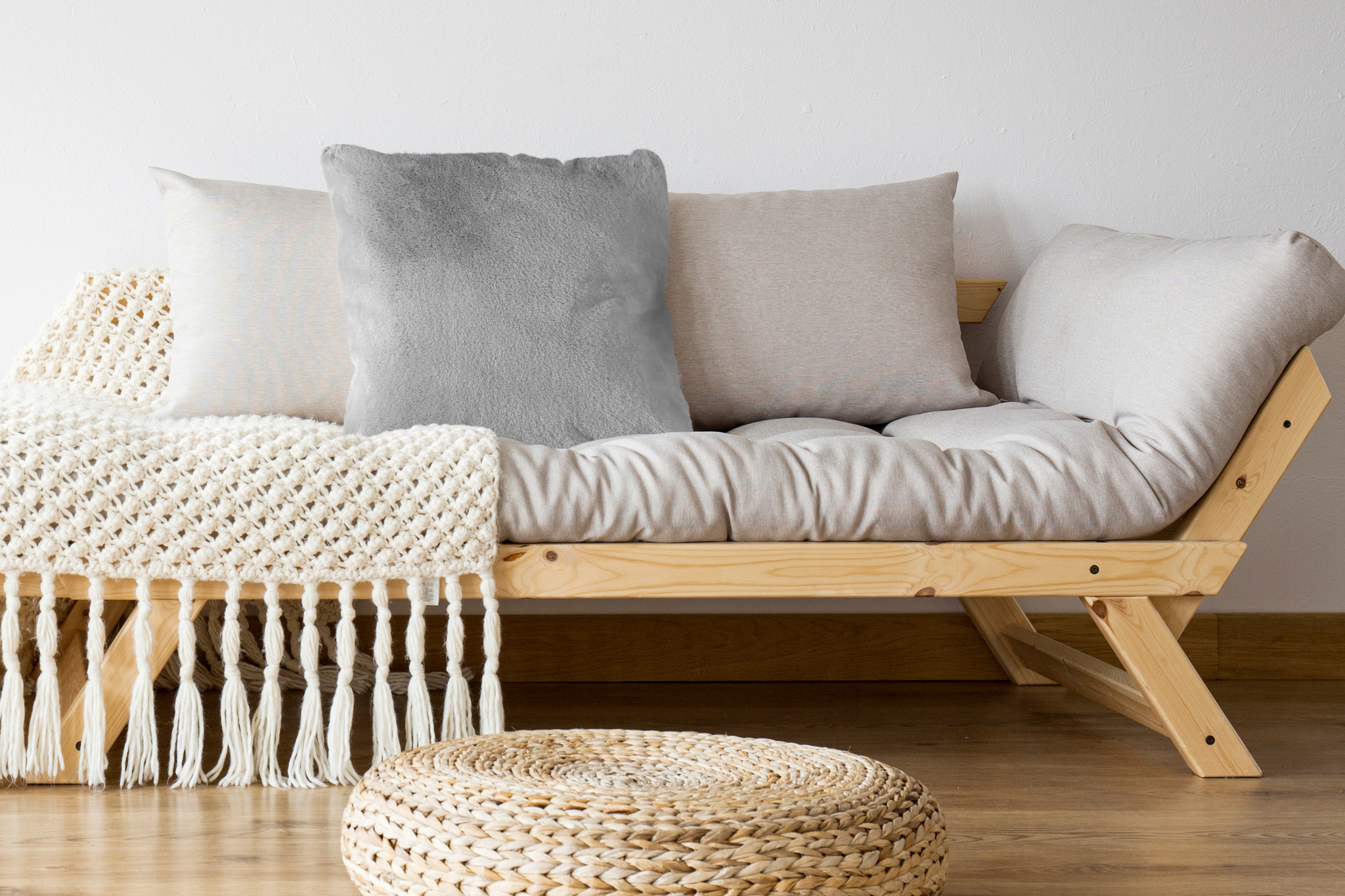 Heaven Cushion Silver