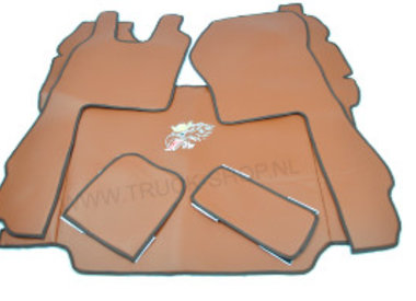 Engine covers and floor mats