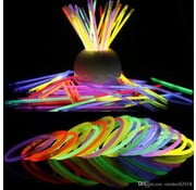 Breaklight.be Bracelets lumineux 100 pcs - différentes couleurs