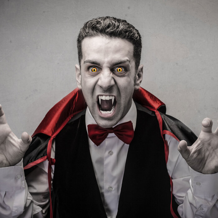 Aricona Werewolf lenses | Black color lenses without vision correction | Halloween daily lenses