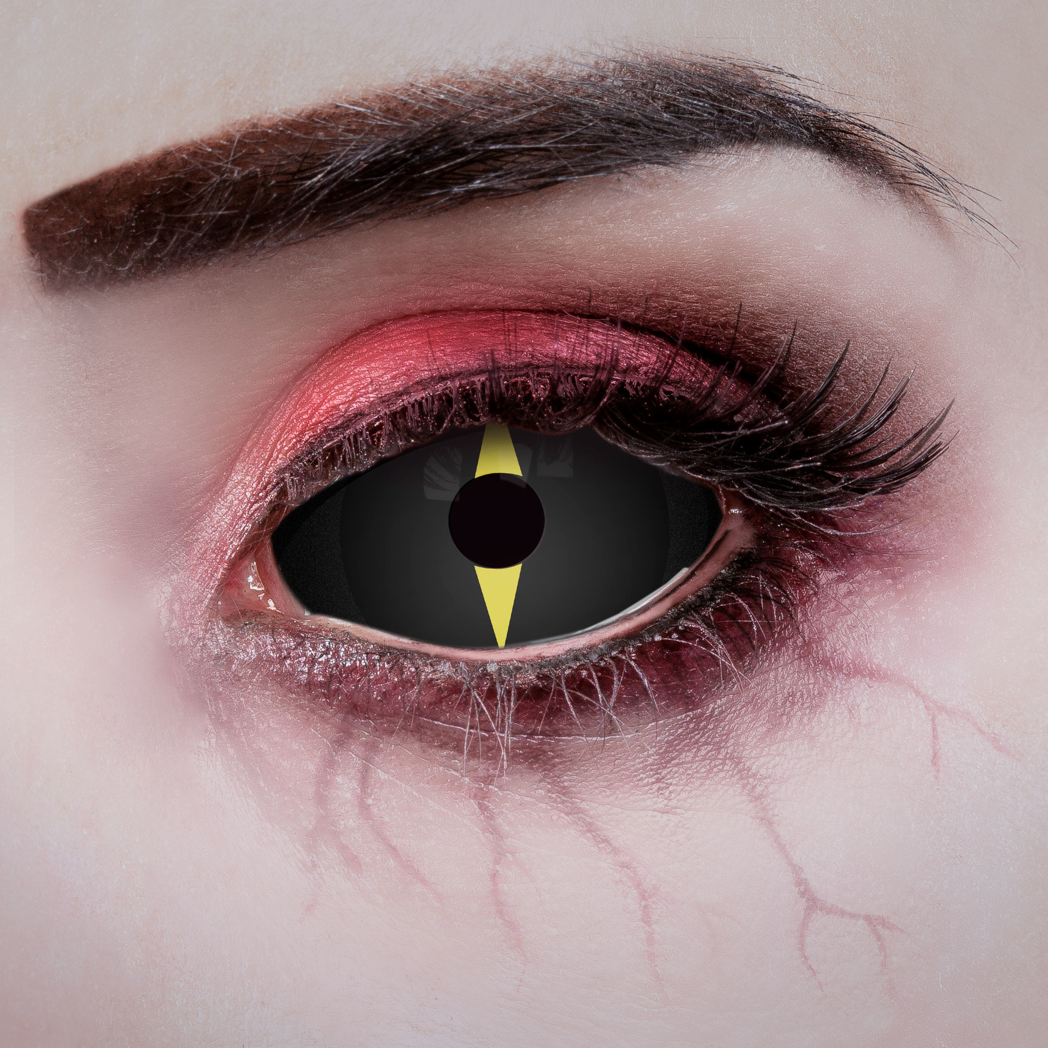 Sclera. Black sclera 2 линзы.