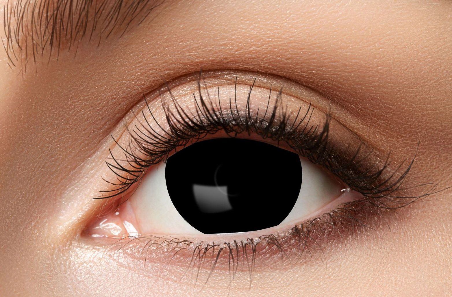 Zoelibat - Eyecatcher Mini Sclera Kleurlens Zwart 17 mm – Horror Effect – Cosmetische Lens