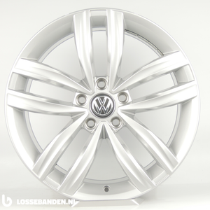 Volkswagen Original Volkswagen Passat 3G B8 561601025N Rim