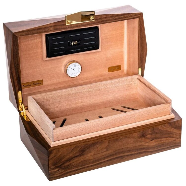 Montecristo  Linea 1935 Limited Edition Humidor 80's