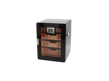 Angelo Zigarrenschrank mit mattschwarzer Glastür