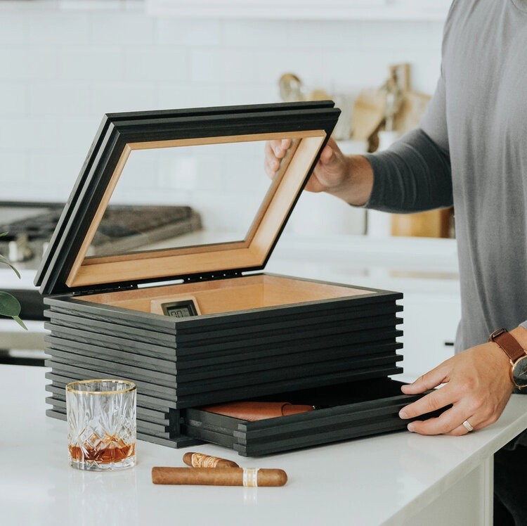 Klaro  KOBI Humidor mit Glasplatte für 60 Zigarren