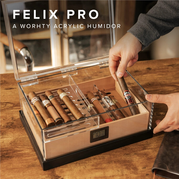 Klaro  Felix Pro Tupperdor - Humidor aus Acryl 30-50 Zigarren