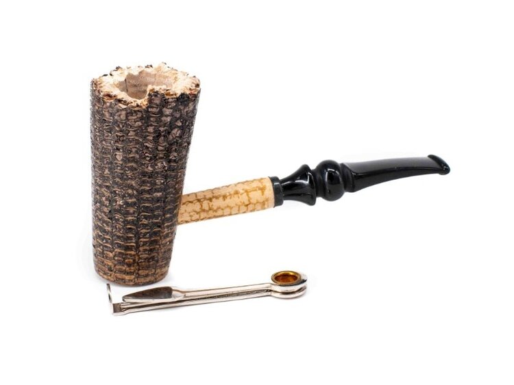 Missouri Meerschaum Company Missouri Meerschaum Company Freehand Dark Stain Coated Maiskolbenpfeife