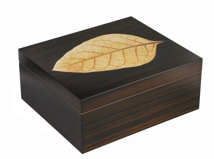 Adorini Adorini Verona Deluxe Humidor Dunkelbraun gestreift mit Tabakblatt-Motiv
