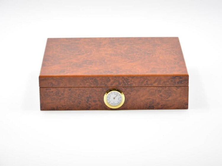 Angelo Zigarrenhumidor Zedernholz Wurzelholz-Optik Braun mit Aussenhygrometer für 25-30 Zigarren