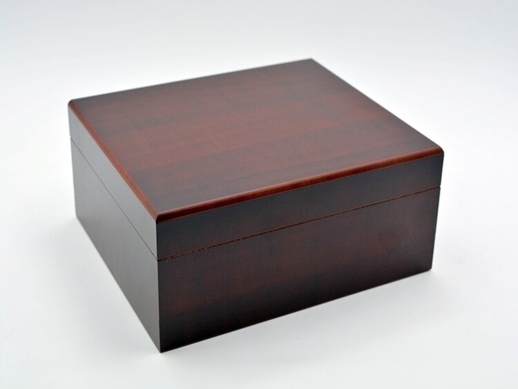 Angelo Zigarrenhumidor-Set Rotbraun mit Cutter, Lederetui und Aschenbecher für 40 Zigarren
