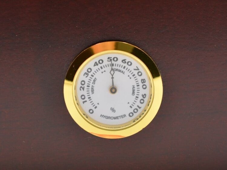 Angelo Zigarrenhumidor Zedernholz Rotbraun mit Aussenhygrometer und Befeuchter für 40 Zigarren