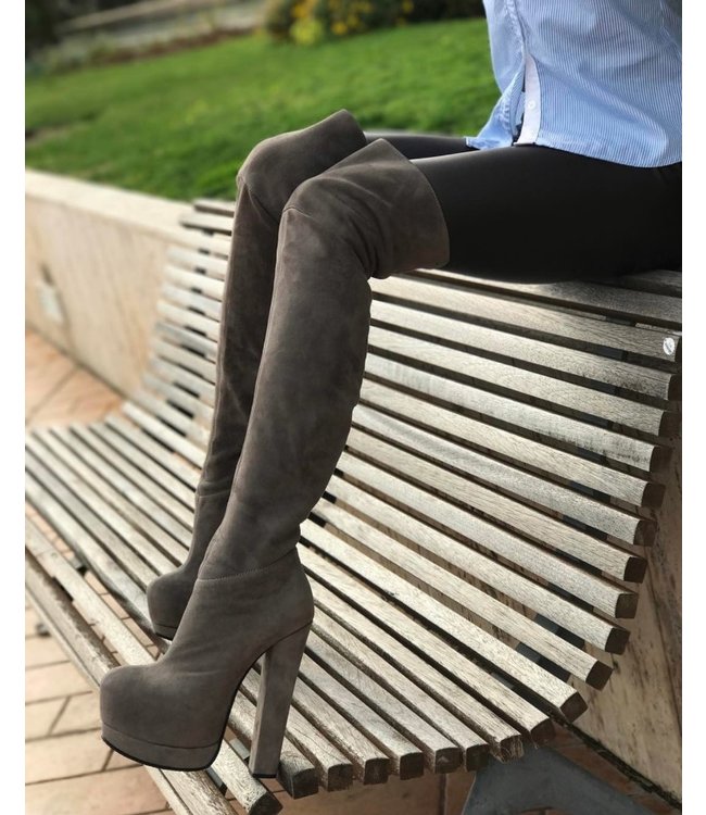 Designer Italian high platform thigh boots in suede