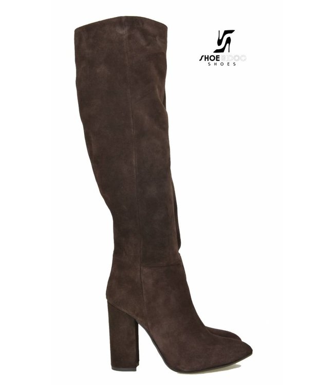 Long pull on knee boots with high heels in suede -OUTLET