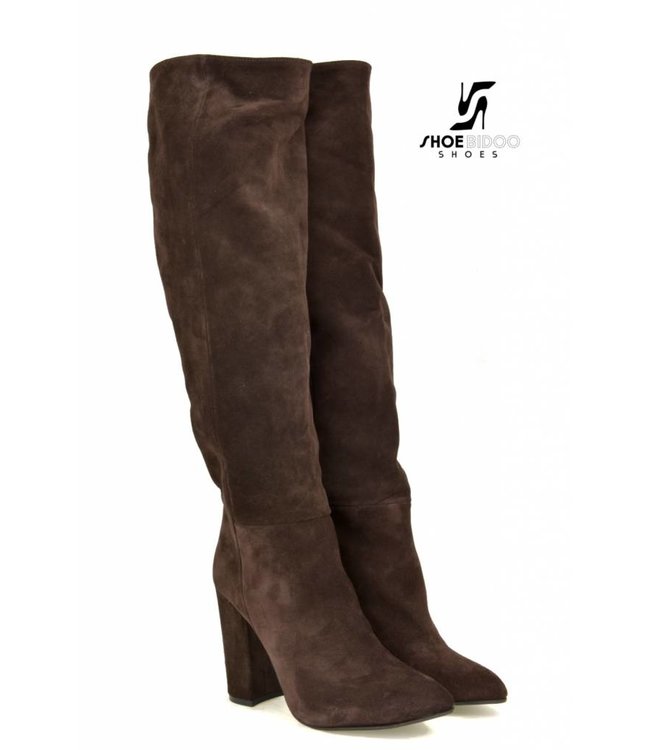 Lange Kniestiefel mit hohem Absatz aus Wildleder ohne Reißverschluss-OUTLET