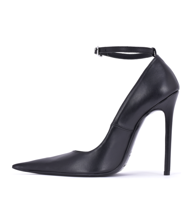 ANNE EXTREME POINTY PUMPS WITH STRAP BLACK NAPPA