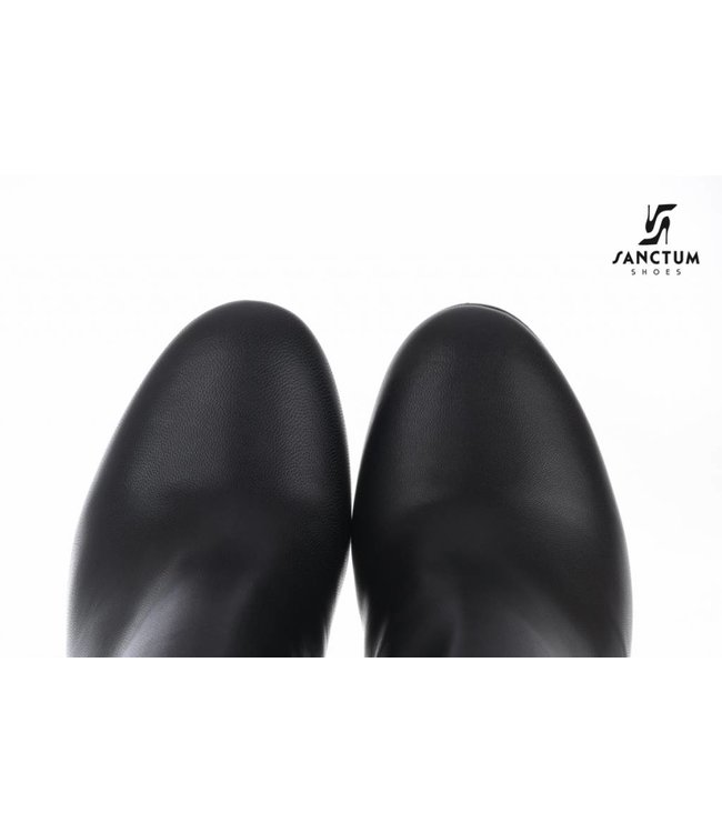 Italian ankle boots with block heels made of genuine calf leather