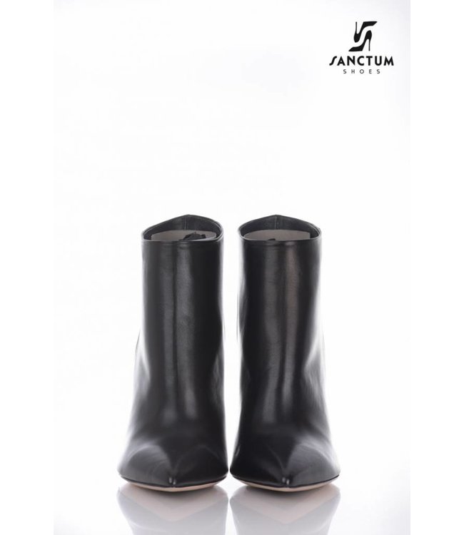 Italian ankle boots with thin heels -OUTLET