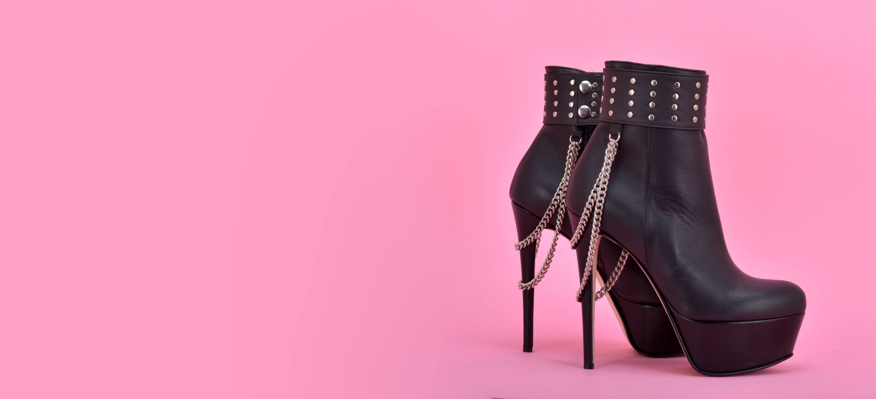 Hot Pink Faux Patent Leather Leggings – ARTEMIS THE BOUTIQUE