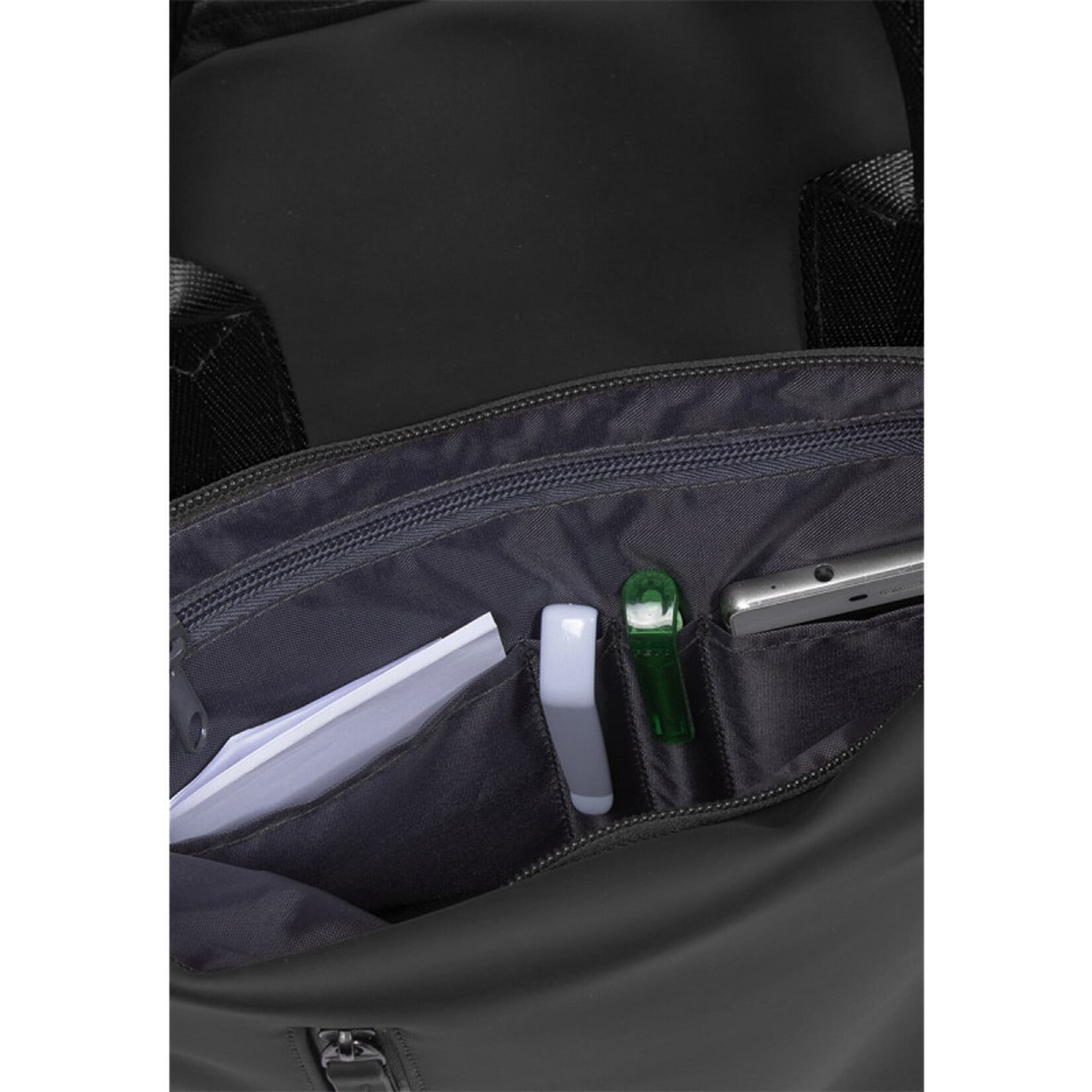 New Rebels New Rebels William rugtas 15.6 inch laptopvak 18 liter - zwart