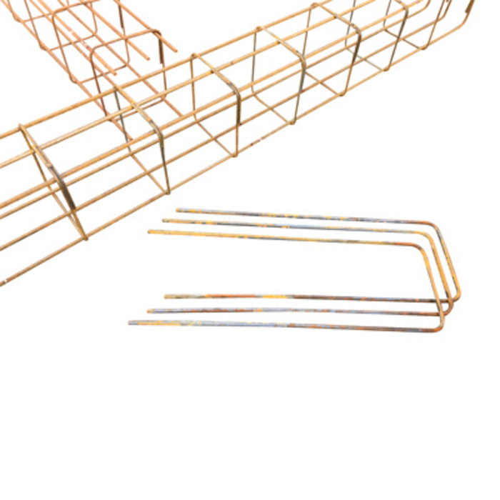 Wapeningskorf Ø12 3O 28 x 43 x 300 cm  inclusief verlengde haarspelden