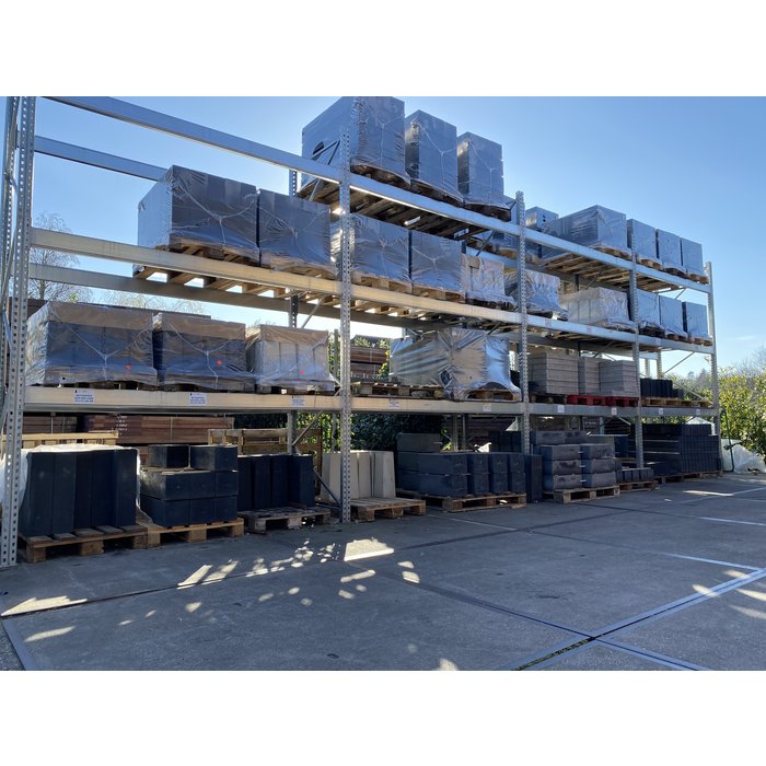 Prefab betonpoer - Antraciet glad met velling - 22 x 22 x 58 cm (t.b.v. paal 20 x 20)