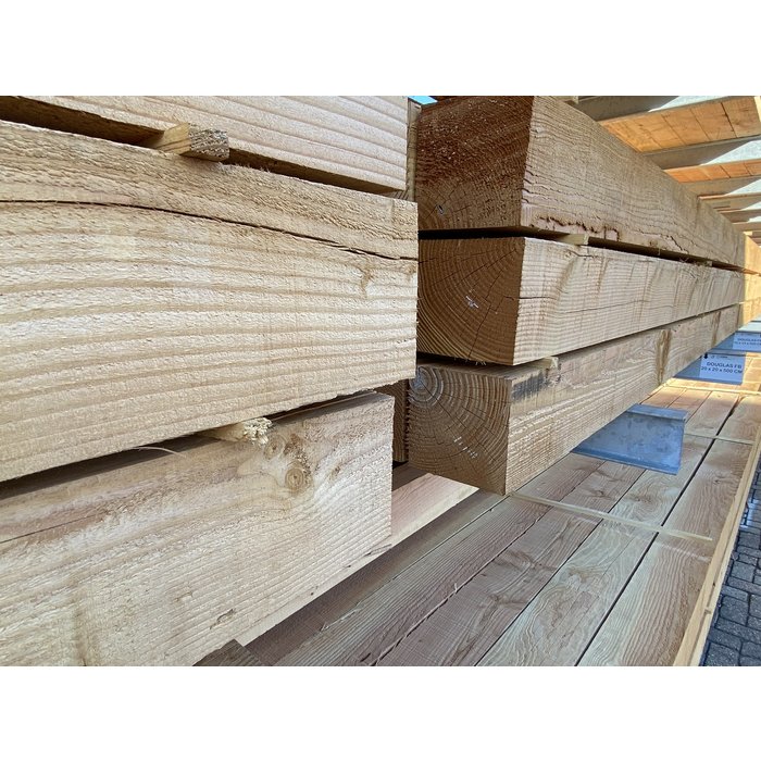 Lariks Douglas paal 70% PEFC 20 x 20 cm