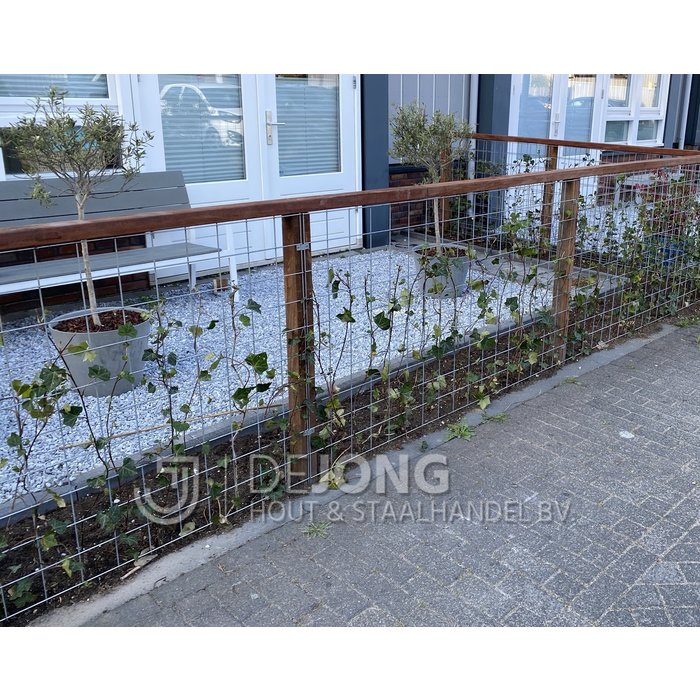 Hardhouten paal 7 x 7 cm - gezaagd