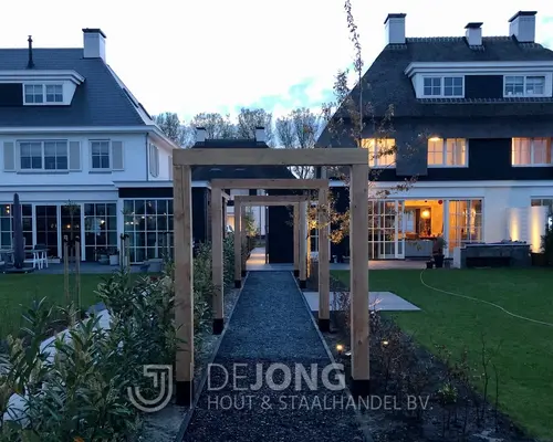 Zelf een Douglas houten pergola maken