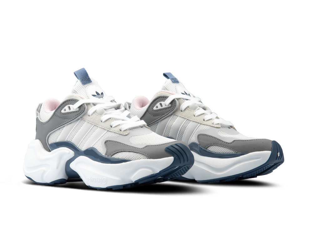 Adidas Magmur Runner W Grey One Grey One Raw Steel EE5045 | Bruut Online shop - Bruut Sneakers 