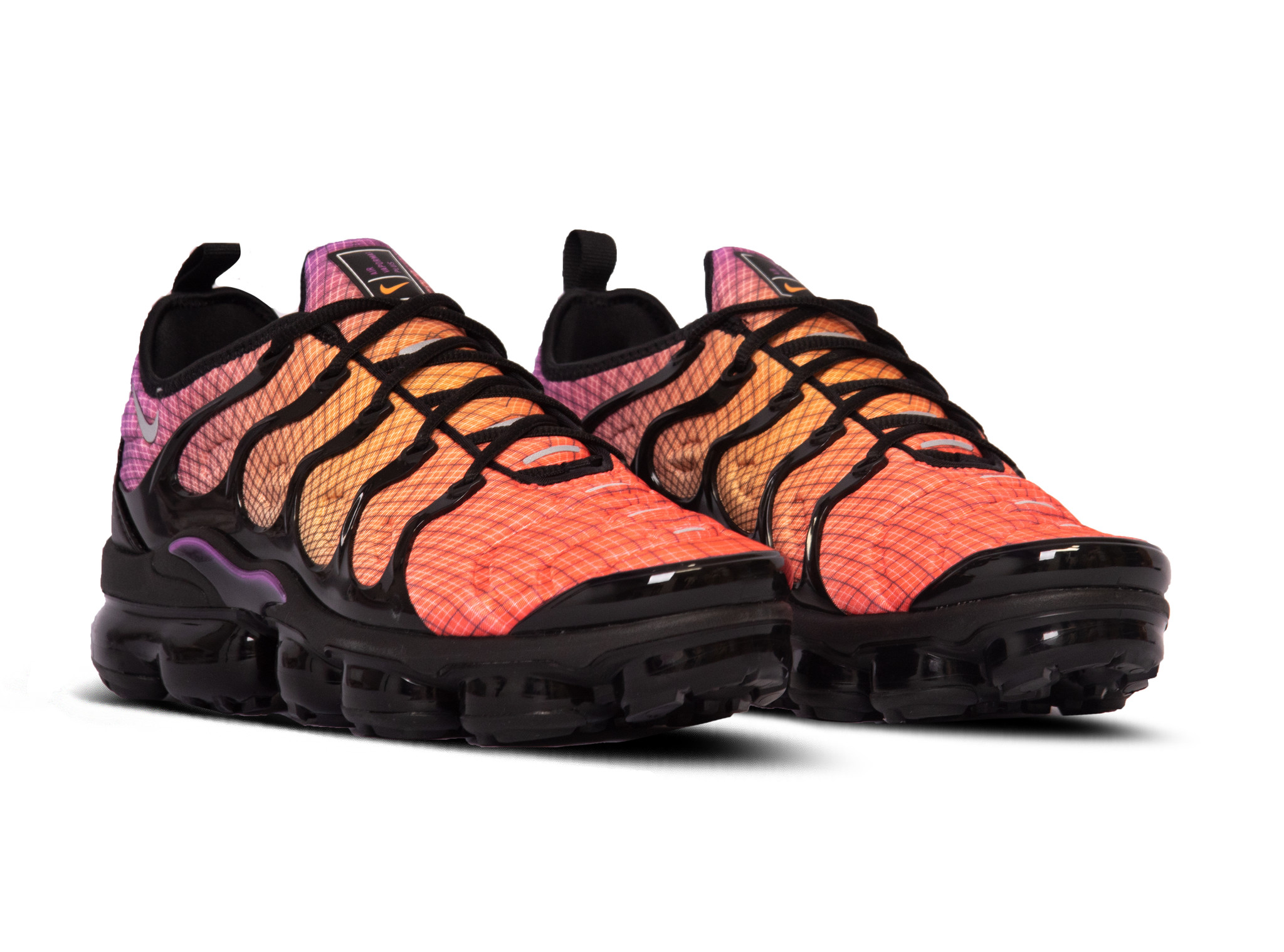 nike air vapormax plus black orange crimson