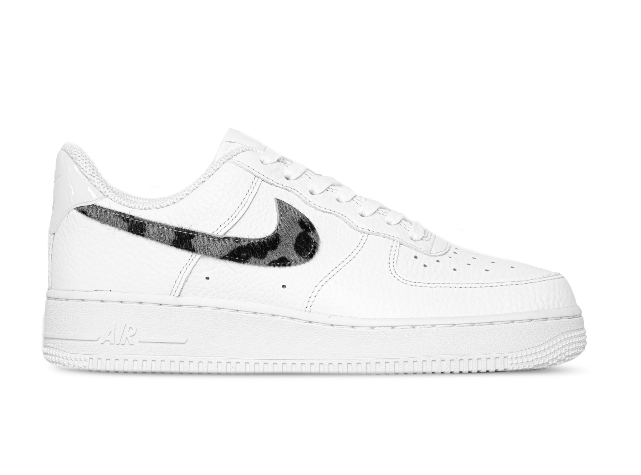 white lv8 air force