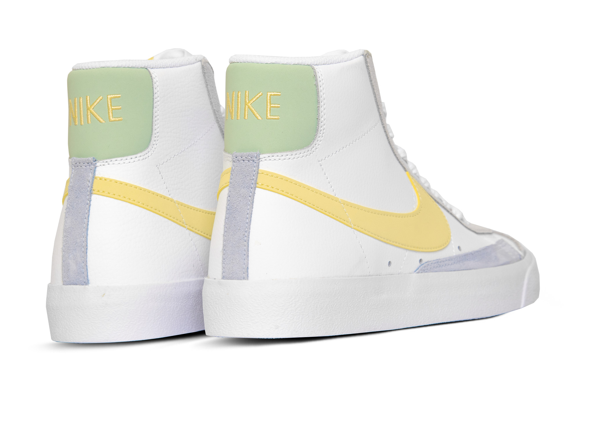 Nike Blazer Mid '77 White Lemon Wash 