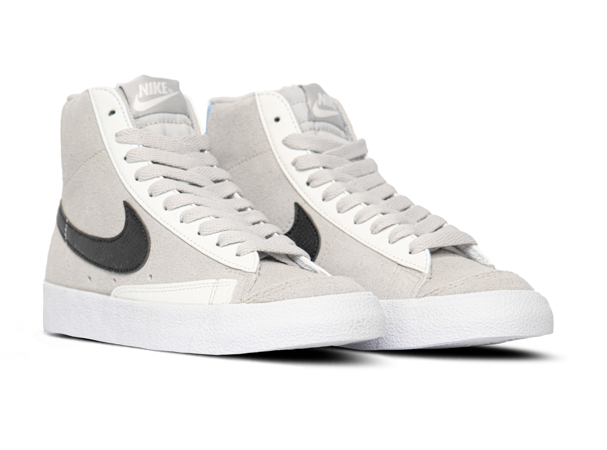 nike blazer mid 77 light bone dark cinder