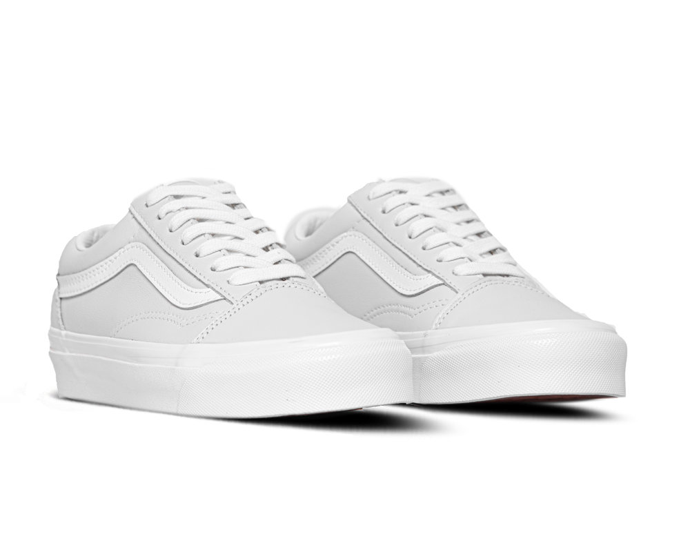 White mens store vans old skool