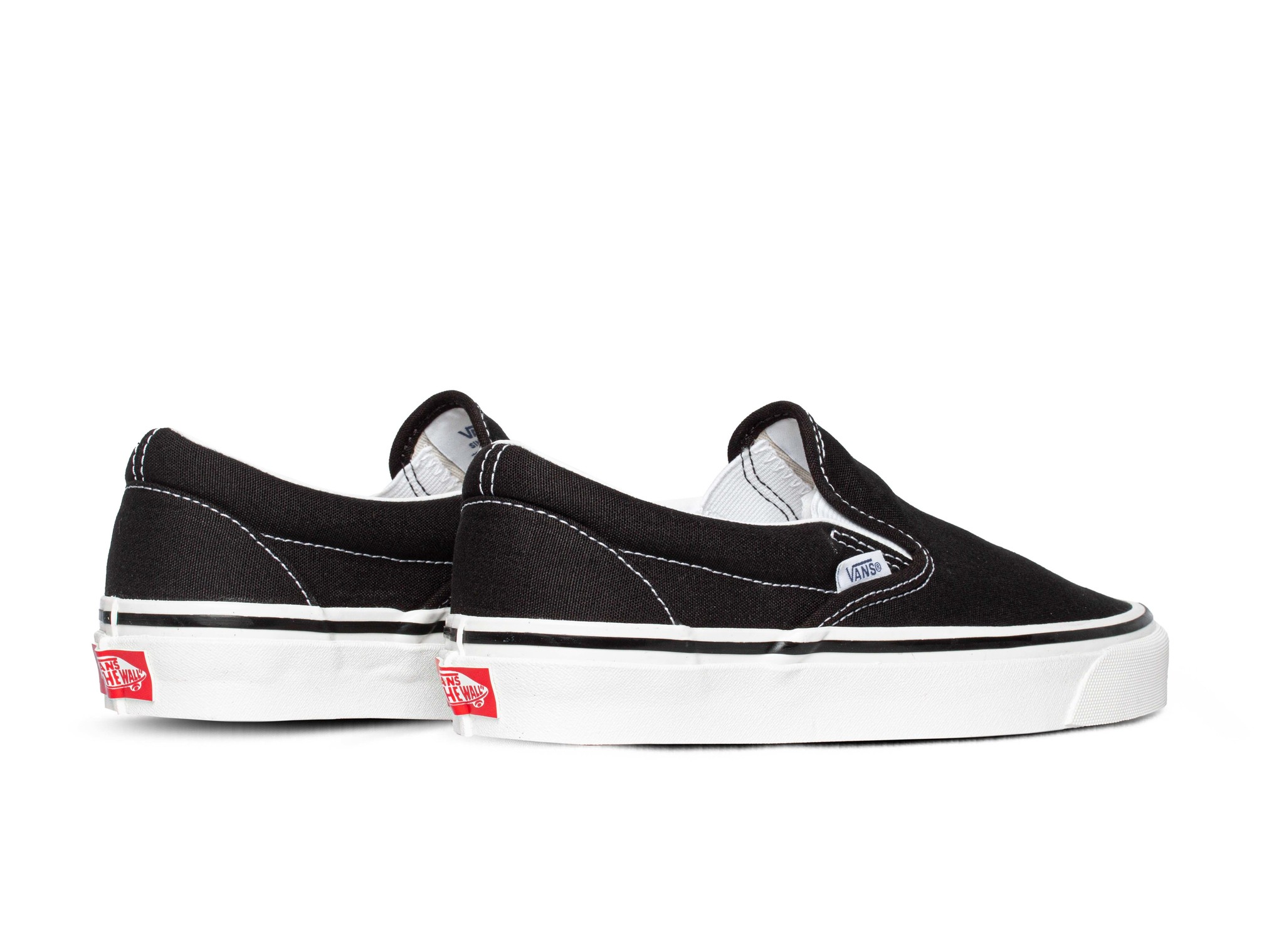 vans era slip on