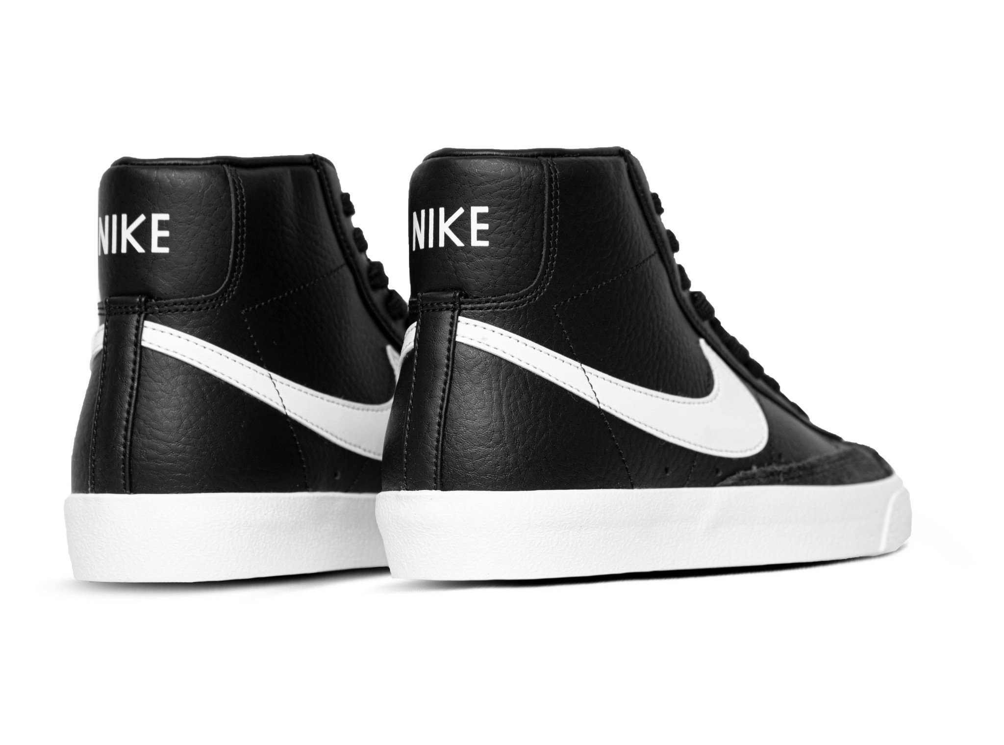 nike women's blazer mid 77 black and white