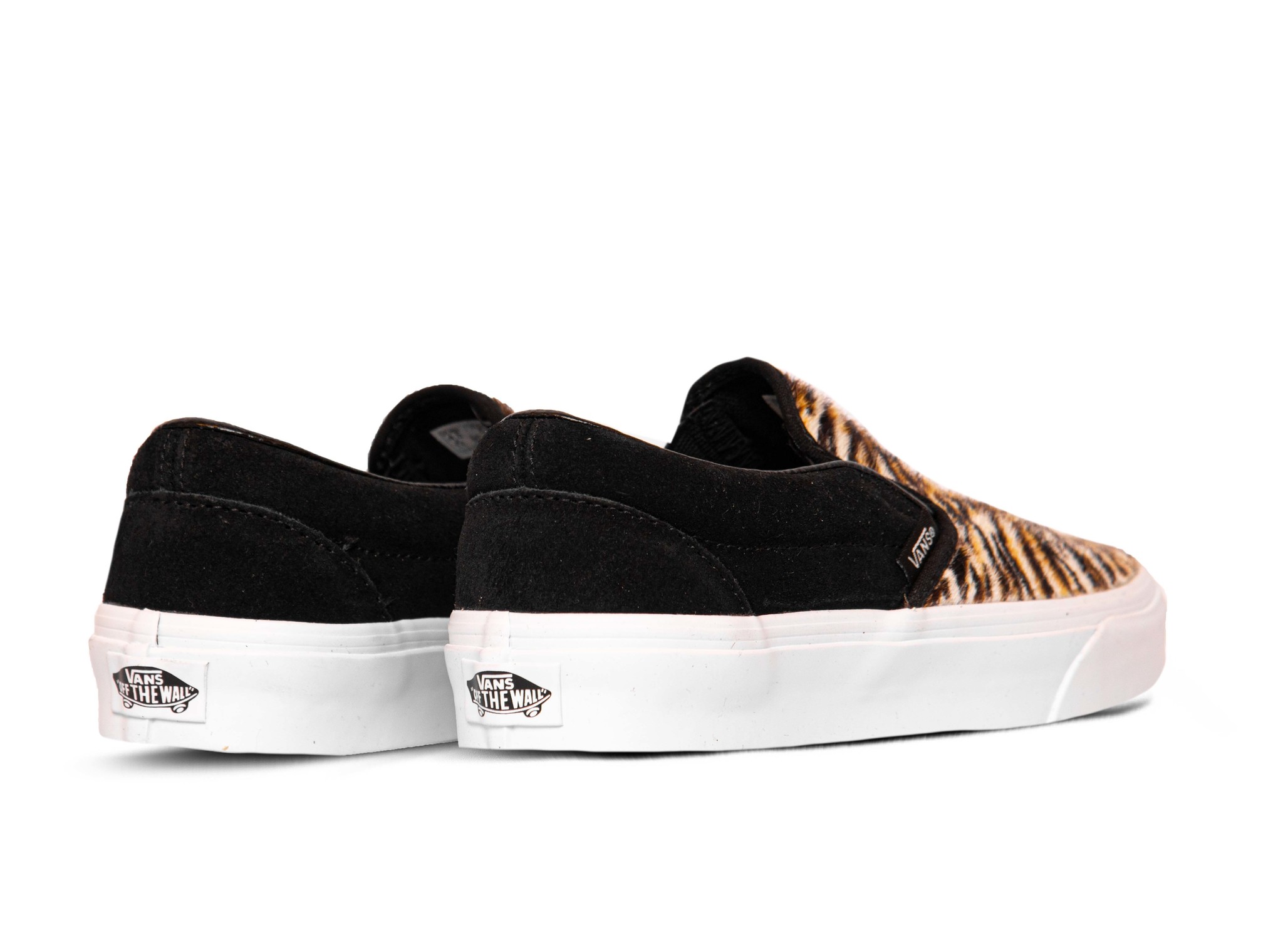 vans soft suede slip on