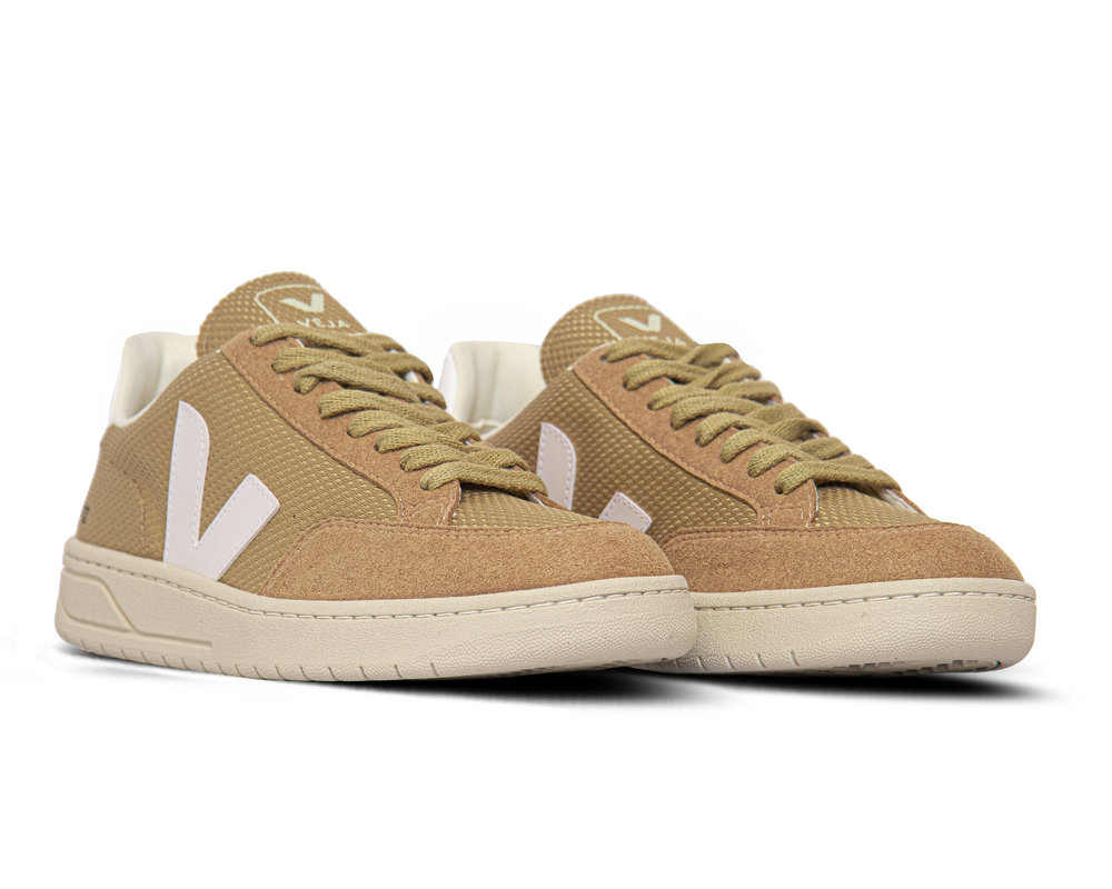 Veja V12 Alveomesh Dune White XD0102910